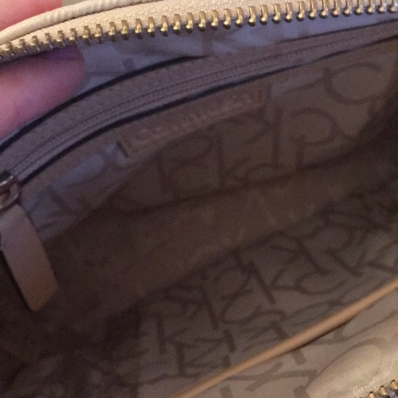 Calvin Klein Crossbody Purse - Picture 5 of 8